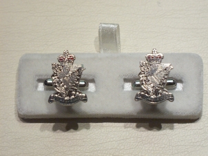 Royal Irish Rangers enamelled cufflinks - Click Image to Close